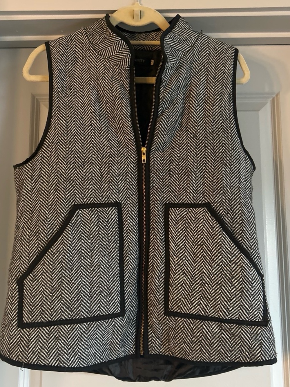 Black & White Herringbone Zip-Front Vest by Unknown Brand